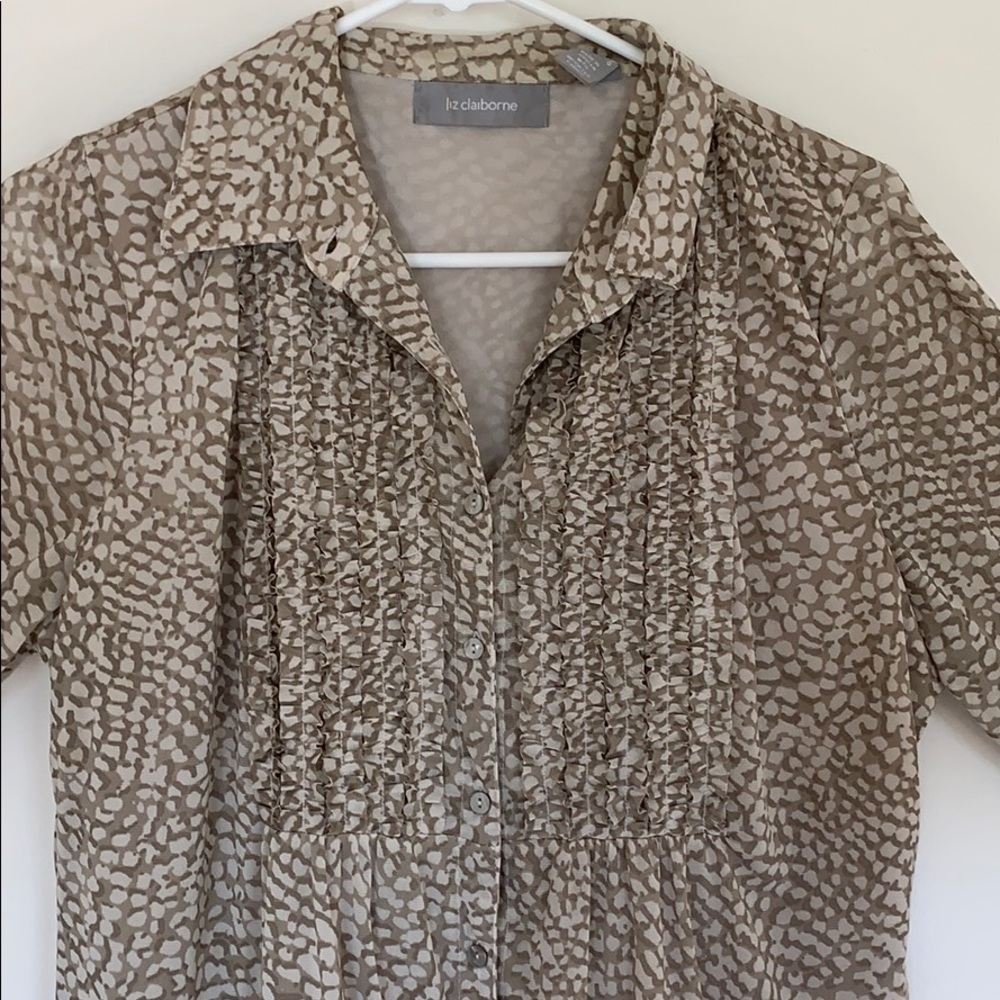 Frilly Blouse - Picture 2 of 7
